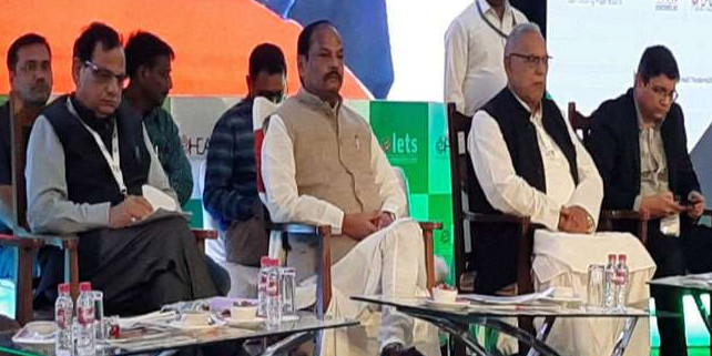 हेल्थ केयर समिट में बोले रघुवर, स्वास्थ्य में लागू होगा सिंगल विंडो