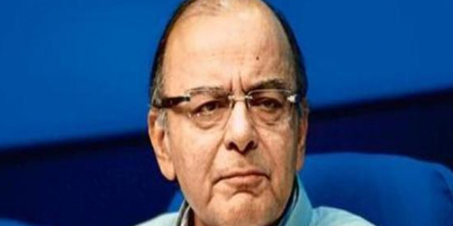 अरुण जेटली की हालात काफी नाजुक, अमित शाह देर रात एम्स पहुंचे