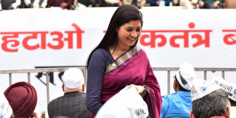 धमकी मिलने पर बोली अलका लांबा- देखने पहुंच रही हूं कितने बड़े गुंडे हैं