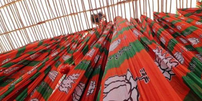 BJP corporator taking bribe caught on video; suspended