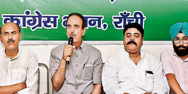 गठबंधन का कोई भी नेता हो सकता है पीएम : आजाद