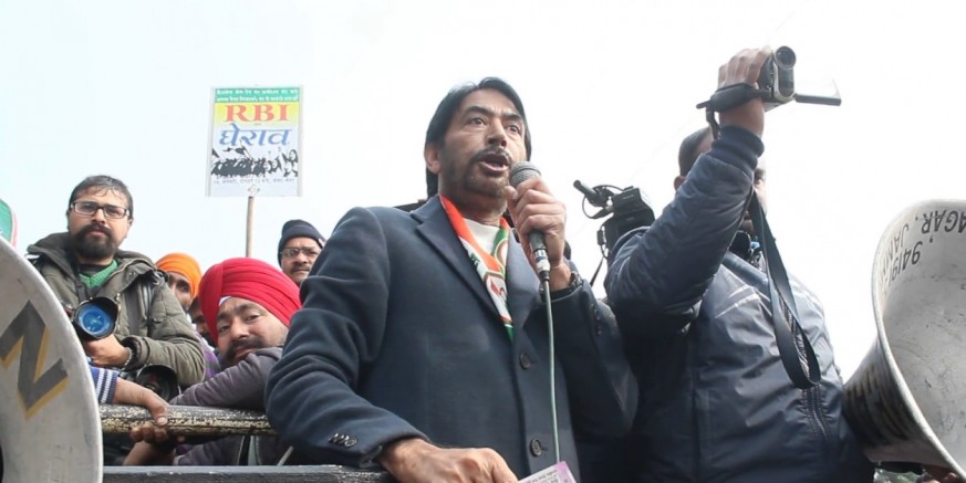 Exercise ‘maximum restraint’ while dealing with protesters: Mir after Shopian encounter
