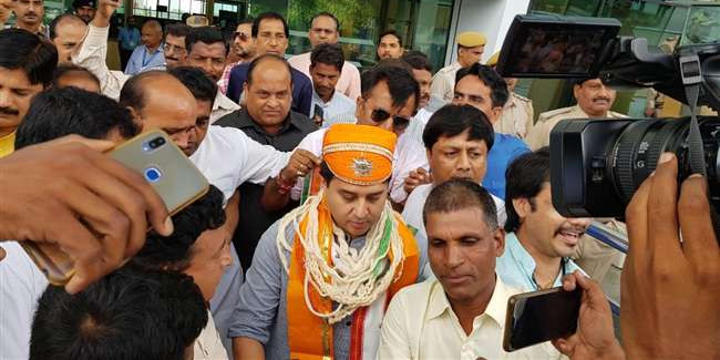 देश की अर्थव्यवस्था संभालने मोदी: ज्योतिरादित्य सिंधिया