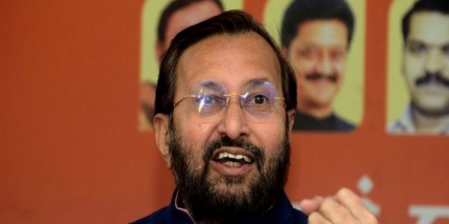 कांग्रेस में भविष्य नजर नहीं आता देख विधायक पार्टी छोड़ रहे हैं- जावड़ेकर