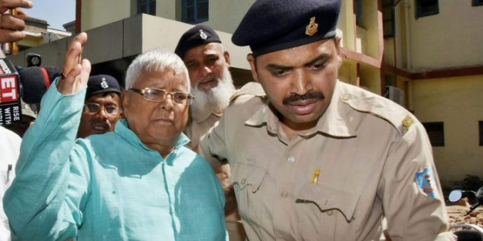 लालू सिर्फ बीजेपी नहीं, अपने लोगों की वजह से भी जेल में हैं!