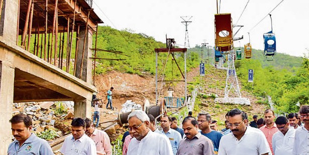सीएम ने निर्माण कार्य का लिया जायजा, दिया निर्देश, राजगीर में अक्तूबर के पहले पूरा हो नये रोपवे का निर्माण