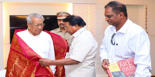Cheating in the name of a job in Raj Bhavan, the Governor ordered an inquiry