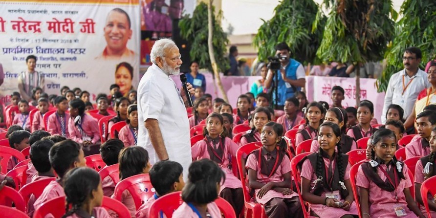 मोदी सरकार ने की किशोरी शक्ति योजना बंद; महिला सशक्तिकरण के 33 फीसदी प्रोजेक्ट कम हुए