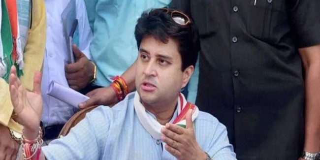 सिंधिया हुए भावुक कहा, झूठ नहीं बोलूंगा, तीन महीने से मेरे मन में काफी पीड़ा है