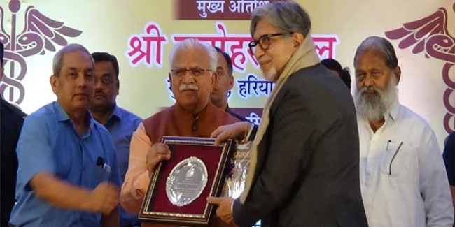 हर साल सम्मानित होंगे एक प्राइवेट और सरकारी सेवा के चिकित्सक - मुख्यमंत्री